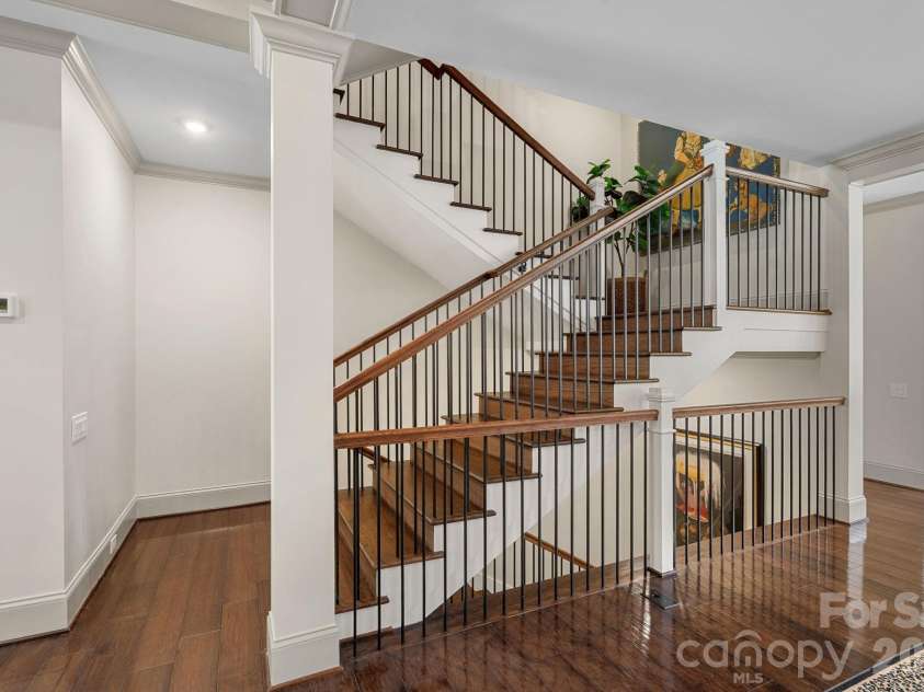 473 Main Street, Davidson, NC 28036.  MLS# CAR4403660, YatesRealty ID 36959. Stairwell from Main