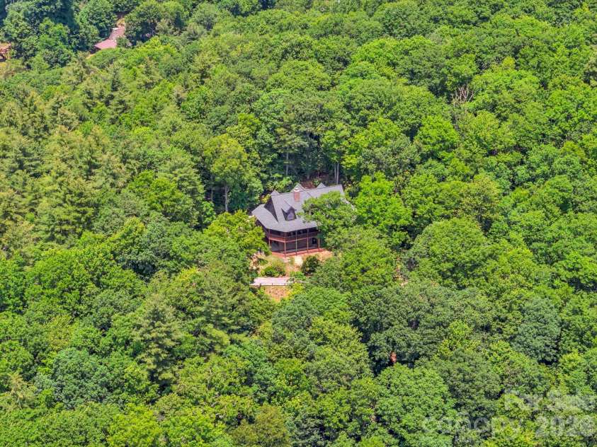 328 Nile Park Drive, Blowing Rock, NC 28605.  MLS# CAR4388511, YatesRealty ID 36961. 