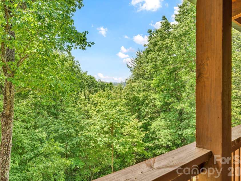 328 Nile Park Drive, Blowing Rock, NC 28605.  MLS# CAR4388511, YatesRealty ID 36961. Soft & seasonal mountain view