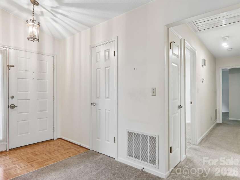 1 Bridle Path Court, Hendersonville, NC 28791.  MLS# CAR4401387, YatesRealty ID 36963. 
