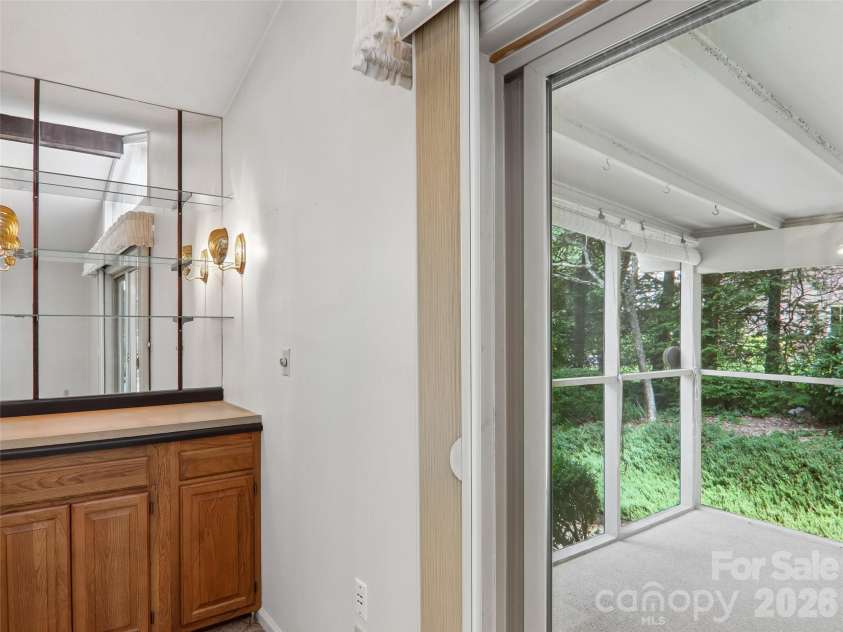 1 Bridle Path Court, Hendersonville, NC 28791.  MLS# CAR4401387, YatesRealty ID 36963. 