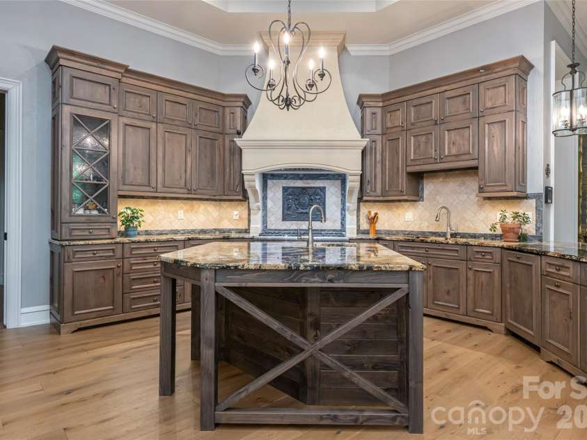 405 Ramble Way, Asheville, NC 28803.  MLS# CAR4398437, YatesRealty ID 36965. 