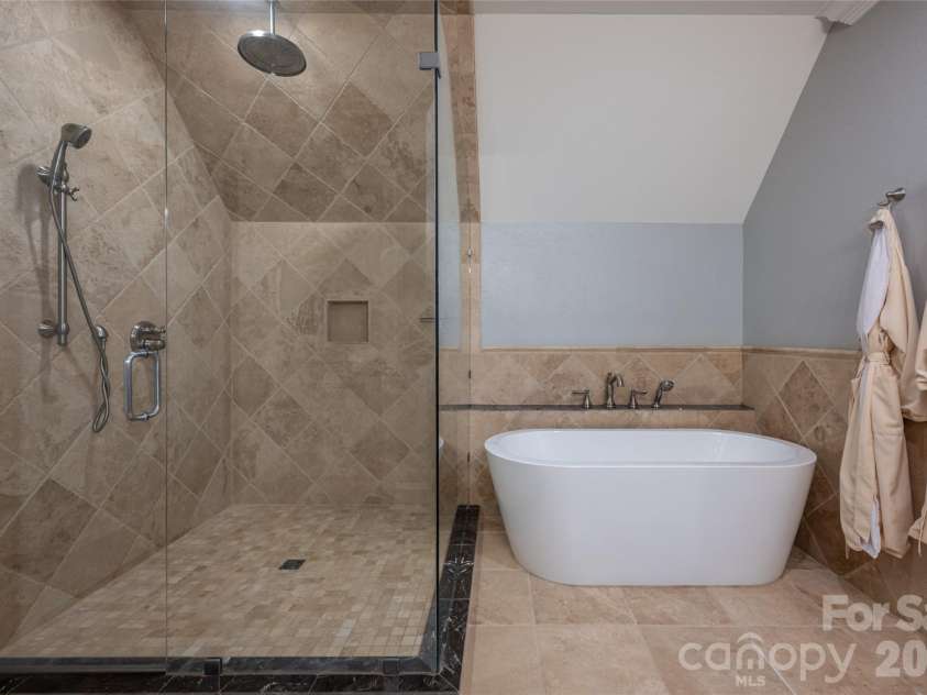 405 Ramble Way, Asheville, NC 28803.  MLS# CAR4398437, YatesRealty ID 36965. 
