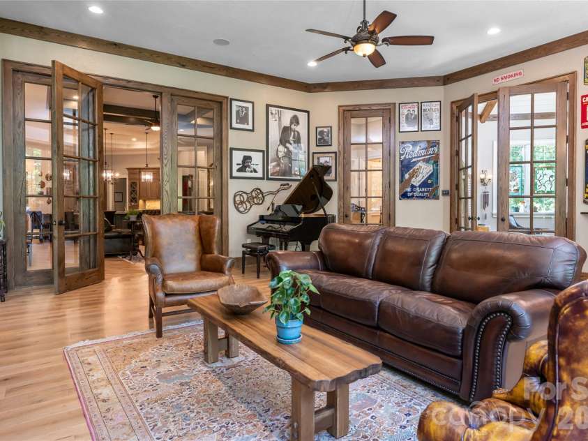 405 Ramble Way, Asheville, NC 28803.  MLS# CAR4398437, YatesRealty ID 36965. 