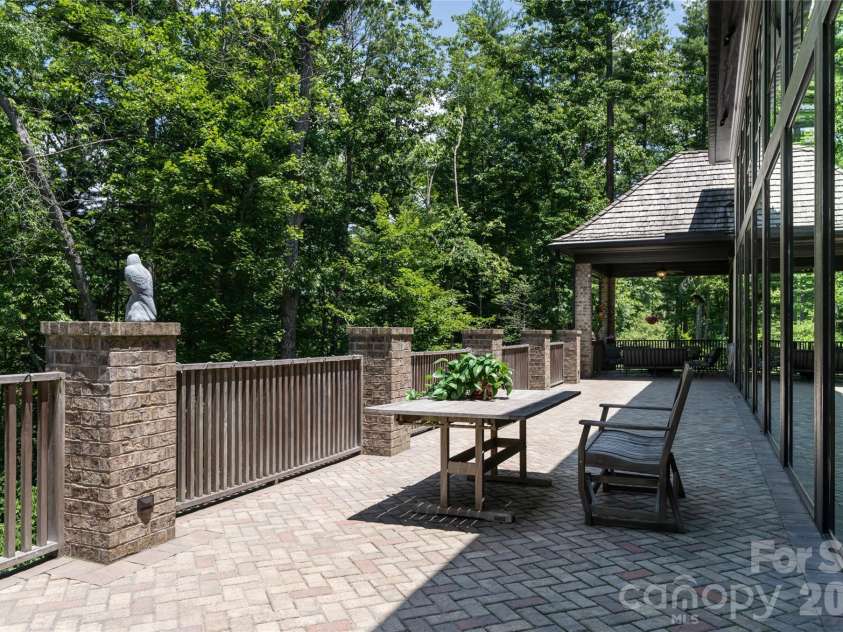405 Ramble Way, Asheville, NC 28803.  MLS# CAR4398437, YatesRealty ID 36965. 