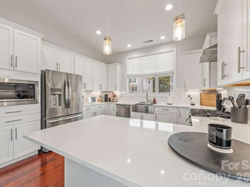212 Meyers Ridge Road, Cramerton, NC 28032.  MLS# CAR4403460, YatesRealty ID 36967. 