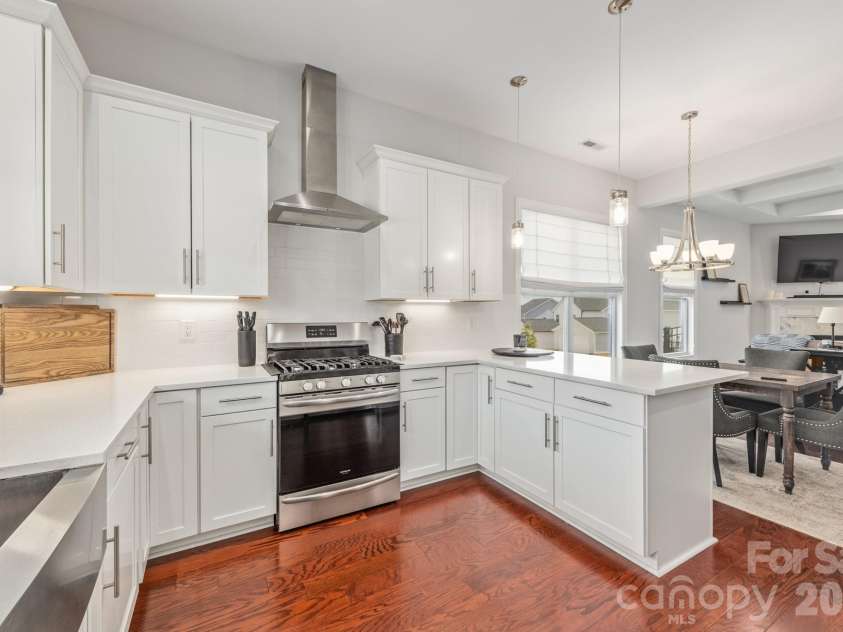 212 Meyers Ridge Road, Cramerton, NC 28032.  MLS# CAR4403460, YatesRealty ID 36967. 