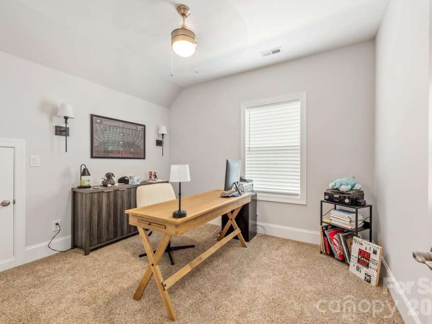 212 Meyers Ridge Road, Cramerton, NC 28032.  MLS# CAR4403460, YatesRealty ID 36967. 
