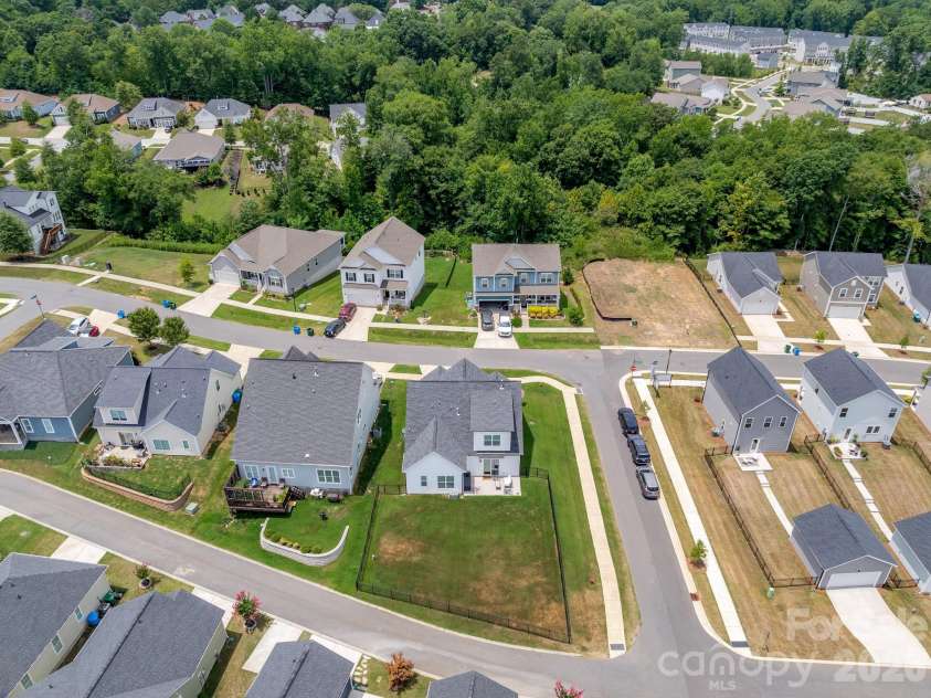 212 Meyers Ridge Road, Cramerton, NC 28032.  MLS# CAR4403460, YatesRealty ID 36967. 
