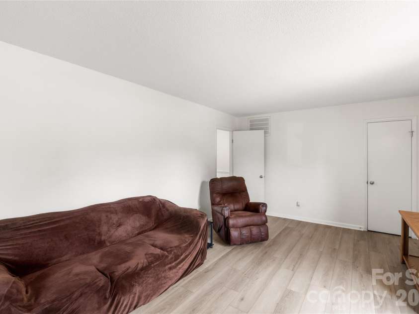 755 Emorywood Lane, Rock Hill, SC 29730.  MLS# CAR4391462, YatesRealty ID 36968. 