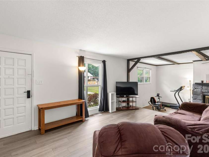 755 Emorywood Lane, Rock Hill, SC 29730.  MLS# CAR4391462, YatesRealty ID 36968. 
