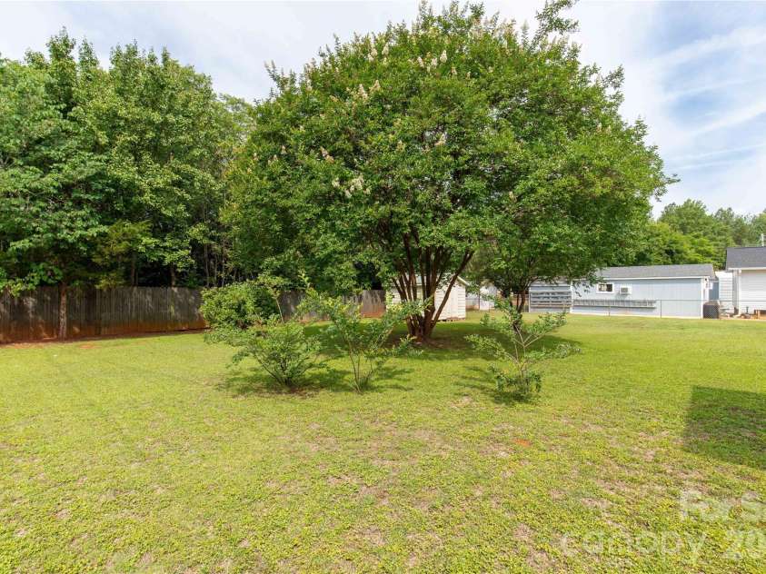 755 Emorywood Lane, Rock Hill, SC 29730.  MLS# CAR4391462, YatesRealty ID 36968. 