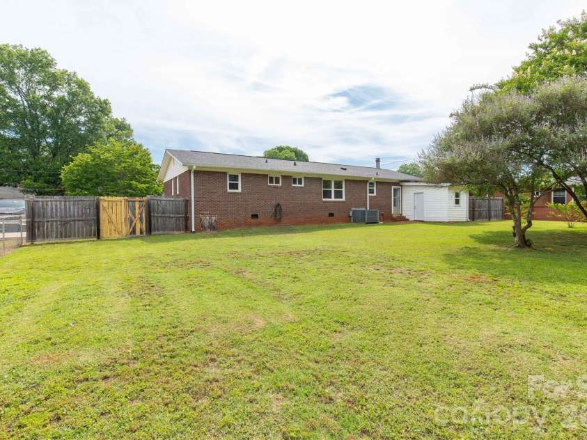 755 Emorywood Lane, Rock Hill, SC 29730.  MLS# CAR4391462, YatesRealty ID 36968. 