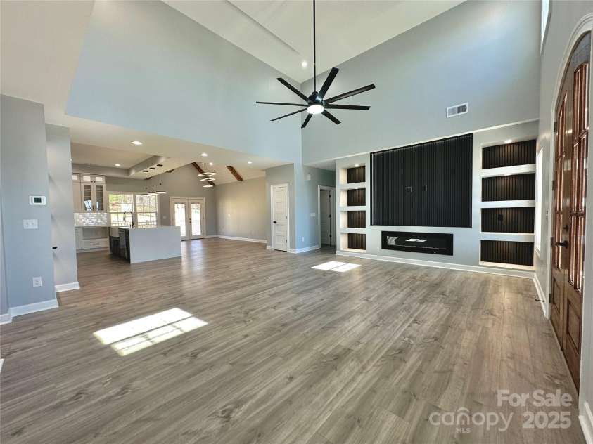 167 Harbor Point Drive, Cherryville, NC 28021.  MLS# CAR4235437, YatesRealty ID 3697. 