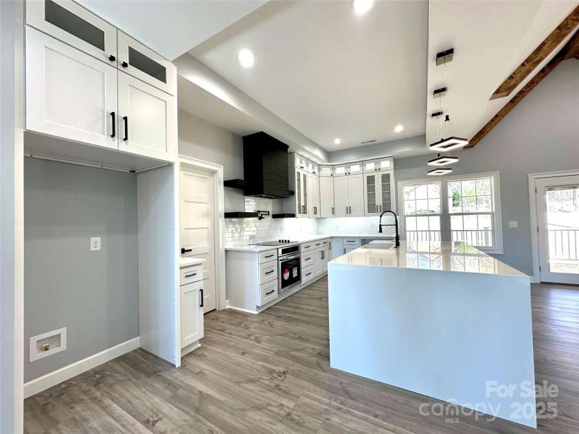 167 Harbor Point Drive, Cherryville, NC 28021.  MLS# CAR4235437, YatesRealty ID 3697. 