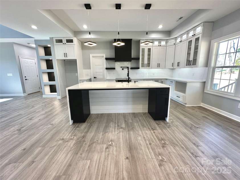 167 Harbor Point Drive, Cherryville, NC 28021.  MLS# CAR4235437, YatesRealty ID 3697. 