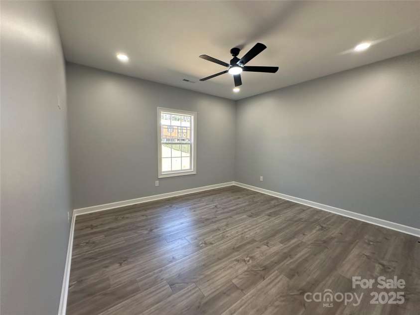 167 Harbor Point Drive, Cherryville, NC 28021.  MLS# CAR4235437, YatesRealty ID 3697. 