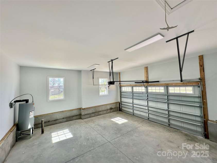 167 Harbor Point Drive, Cherryville, NC 28021.  MLS# CAR4235437, YatesRealty ID 3697. 