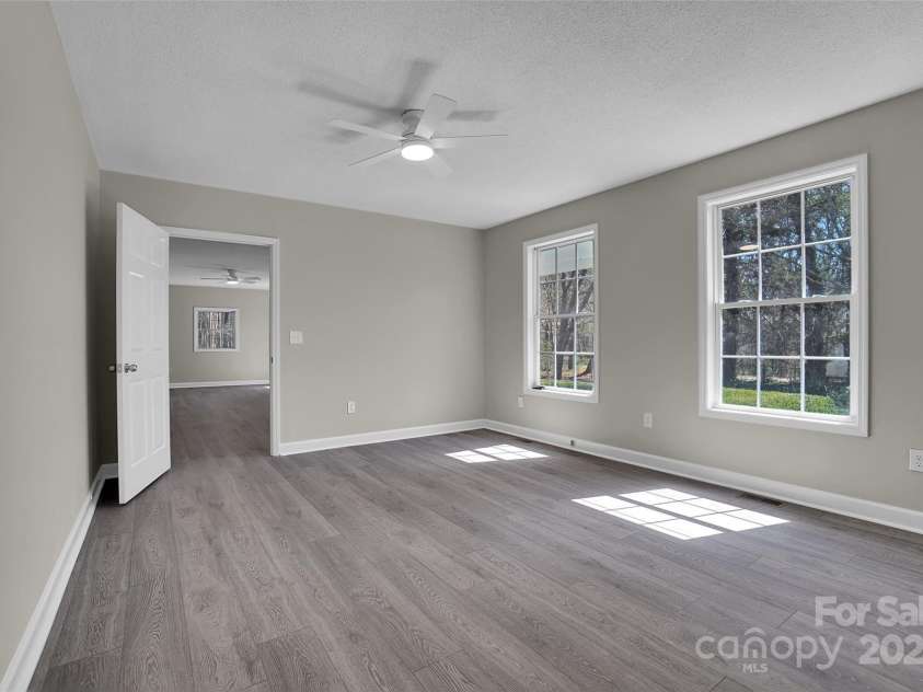 7921 Fairmont Drive, Waxhaw, NC 28173.  MLS# CAR4220531, YatesRealty ID 3697. 