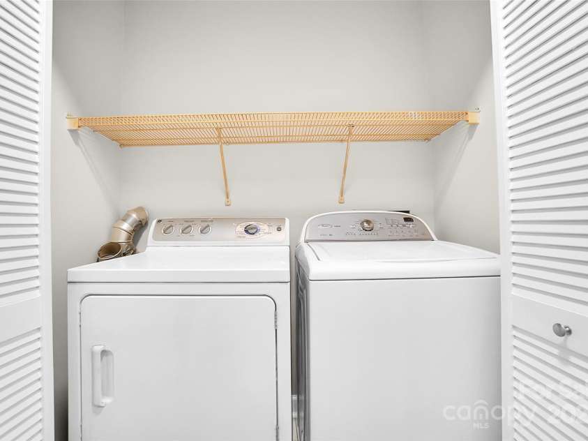 7921 Fairmont Drive, Waxhaw, NC 28173.  MLS# CAR4220531, YatesRealty ID 3697. 