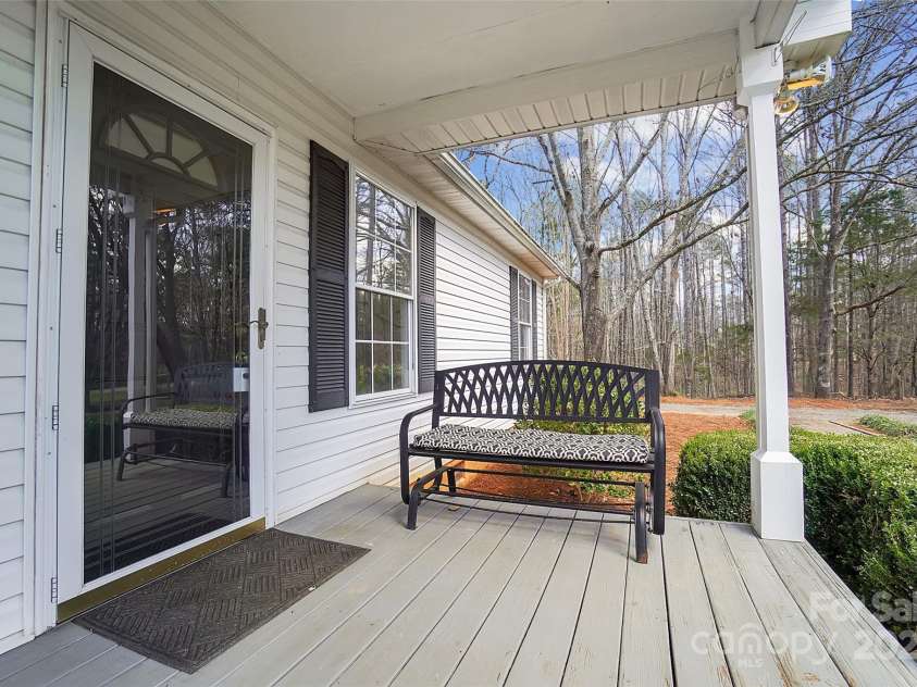 7921 Fairmont Drive, Waxhaw, NC 28173.  MLS# CAR4220531, YatesRealty ID 3697. 