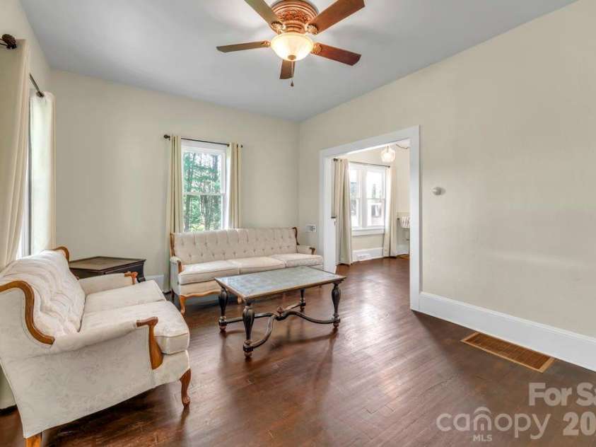 1415 Roan Road, Spruce Pine, NC 28777.  MLS# CAR4375436, YatesRealty ID 36971. 