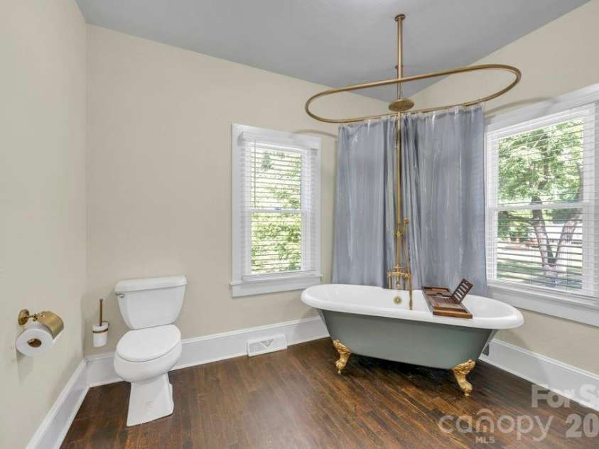 1415 Roan Road, Spruce Pine, NC 28777.  MLS# CAR4375436, YatesRealty ID 36971. 