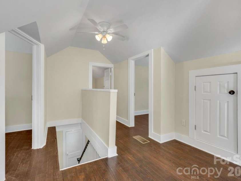 1415 Roan Road, Spruce Pine, NC 28777.  MLS# CAR4375436, YatesRealty ID 36971. 