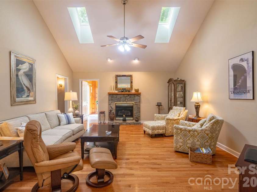 30 Brookside Drive, Columbus, NC 28722.  MLS# CAR4402139, YatesRealty ID 36972. Living room