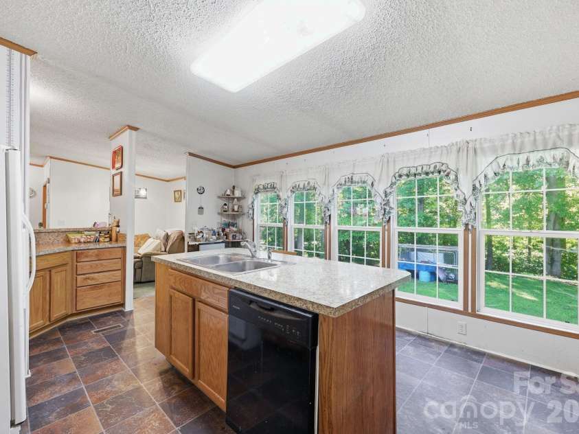 112 Goneaway Lane, Cleveland, NC 27013.  MLS# CAR4400266, YatesRealty ID 36975. 