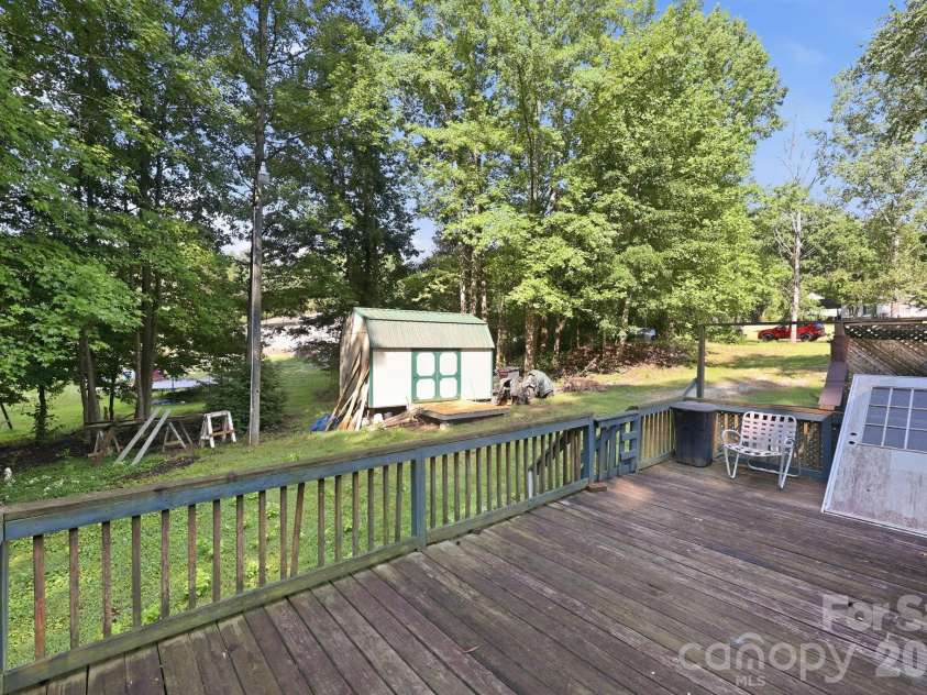 112 Goneaway Lane, Cleveland, NC 27013.  MLS# CAR4400266, YatesRealty ID 36975. 