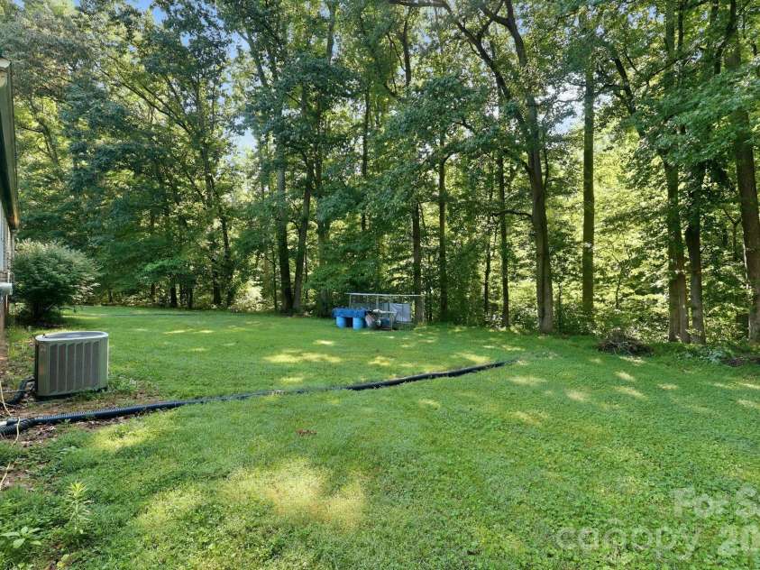 112 Goneaway Lane, Cleveland, NC 27013.  MLS# CAR4400266, YatesRealty ID 36975. 