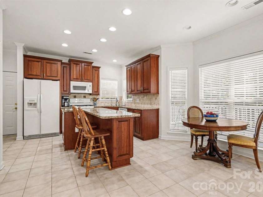 1421 Moonstone Drive, Matthews, NC 28105.  MLS# CAR4398485, YatesRealty ID 36976. 