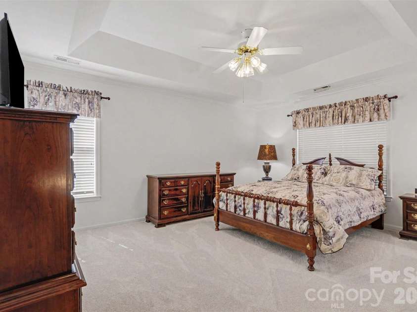 1421 Moonstone Drive, Matthews, NC 28105.  MLS# CAR4398485, YatesRealty ID 36976. 