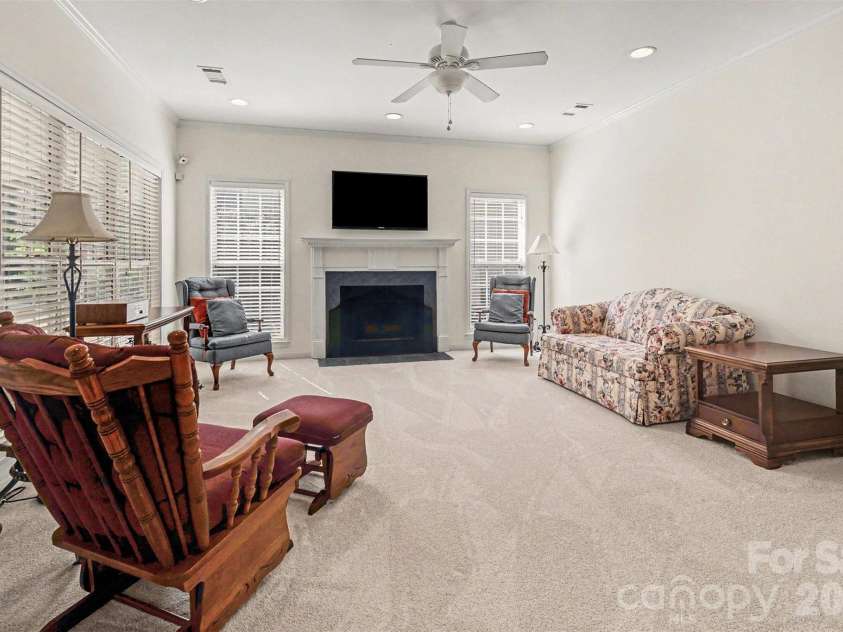 1421 Moonstone Drive, Matthews, NC 28105.  MLS# CAR4398485, YatesRealty ID 36976. 