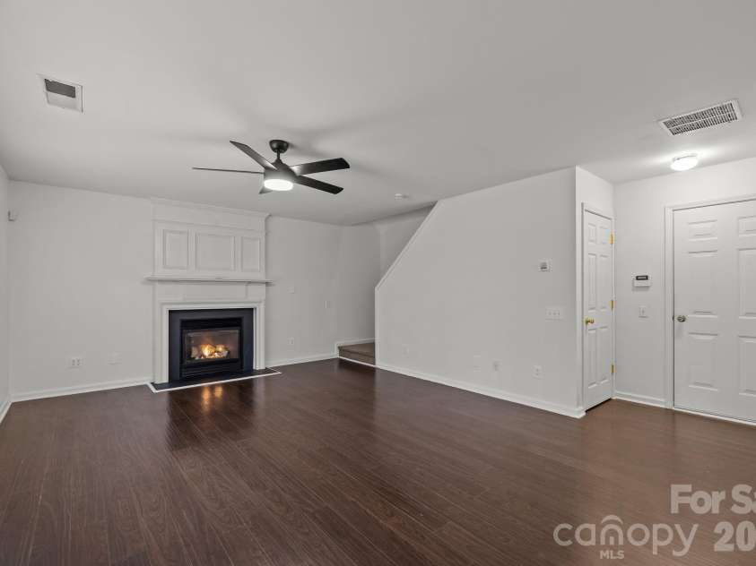 6816 Southbrook Drive, Charlotte, NC 28277.  MLS# CAR4338620, YatesRealty ID 3698. 