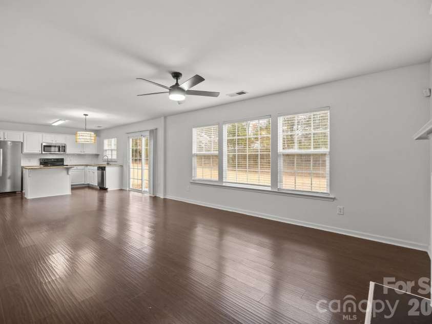 6816 Southbrook Drive, Charlotte, NC 28277.  MLS# CAR4338620, YatesRealty ID 3698. 