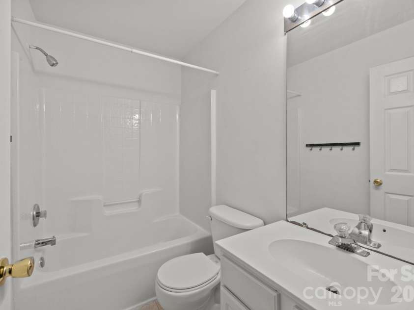 6816 Southbrook Drive, Charlotte, NC 28277.  MLS# CAR4338620, YatesRealty ID 3698. 