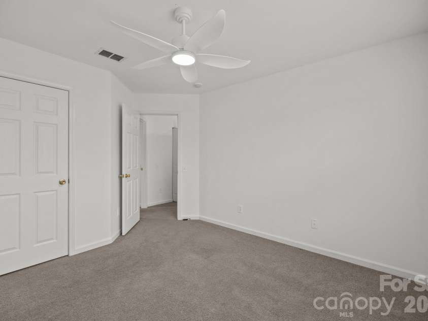 6816 Southbrook Drive, Charlotte, NC 28277.  MLS# CAR4338620, YatesRealty ID 3698. 