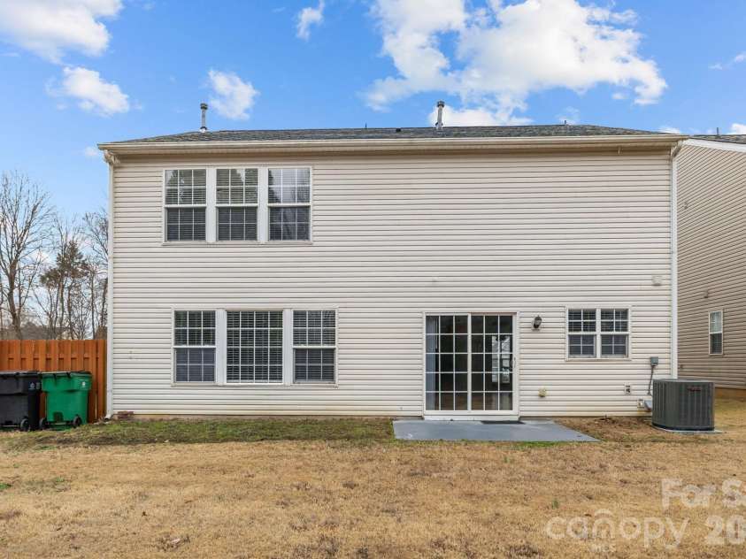 6816 Southbrook Drive, Charlotte, NC 28277.  MLS# CAR4338620, YatesRealty ID 3698. 