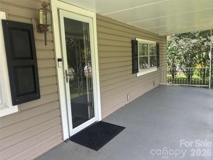 441 Pineview Road, Rock Hill, SC 29730.  MLS# CAR4398244, YatesRealty ID 36980. 