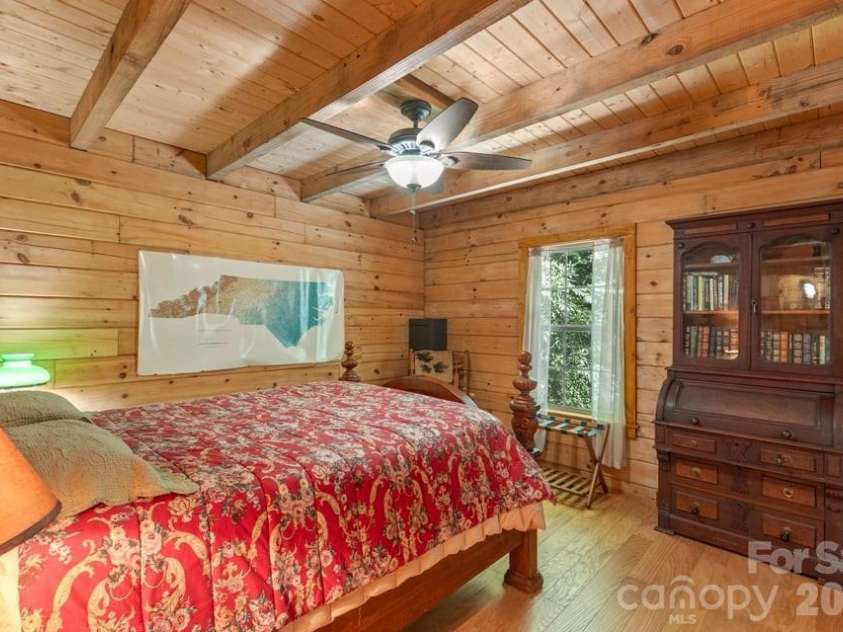 4435 Flat Mountain Road, Highlands, NC 28741.  MLS# CAR4402768, YatesRealty ID 36981. Guest Room 1 on the Main Level