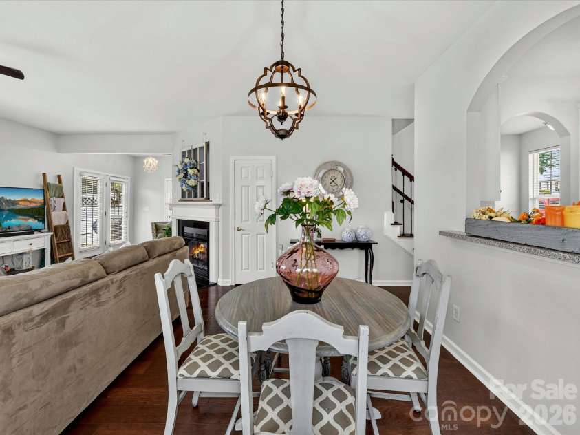 2398 Woodridge Drive, Fort Mill, SC 29715.  MLS# CAR4395419, YatesRealty ID 36982. 