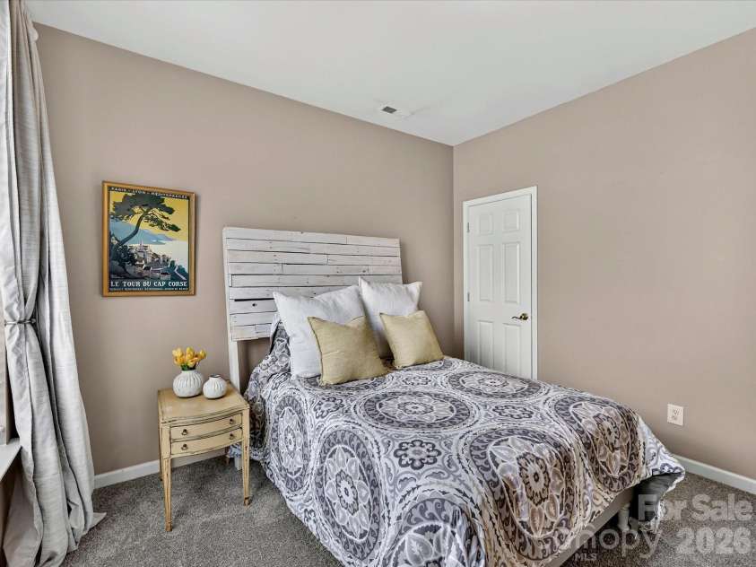 2398 Woodridge Drive, Fort Mill, SC 29715.  MLS# CAR4395419, YatesRealty ID 36982. 