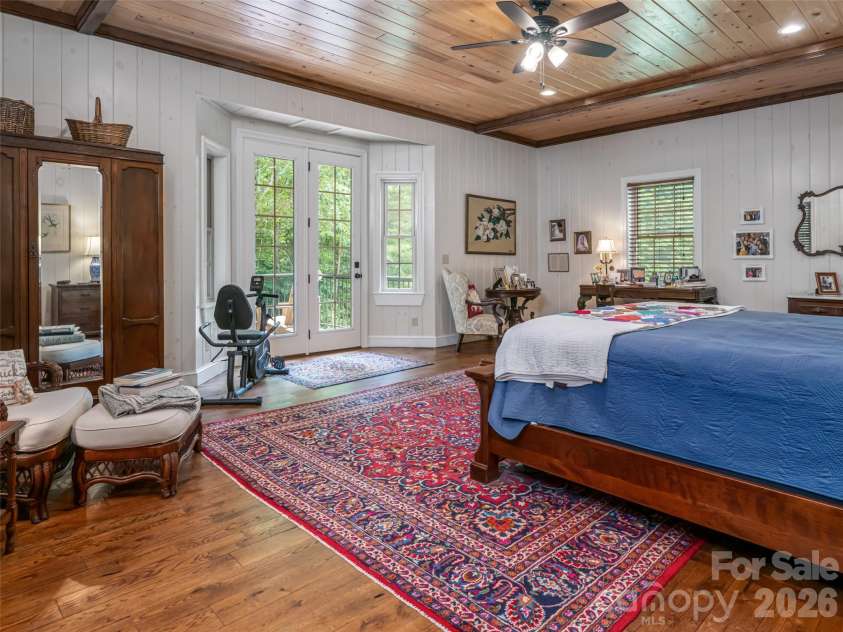 103 Old Saluda Drive, Saluda, NC 28773.  MLS# CAR4401820, YatesRealty ID 36989. 