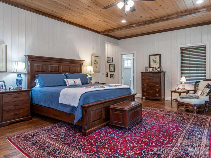 103 Old Saluda Drive, Saluda, NC 28773.  MLS# CAR4401820, YatesRealty ID 36989. 