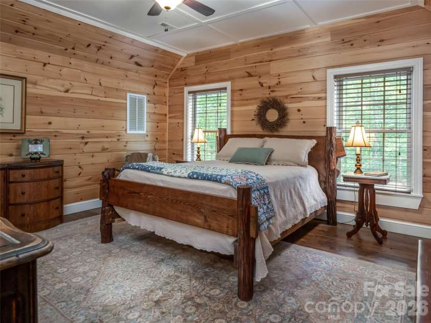 103 Old Saluda Drive, Saluda, NC 28773.  MLS# CAR4401820, YatesRealty ID 36989. 