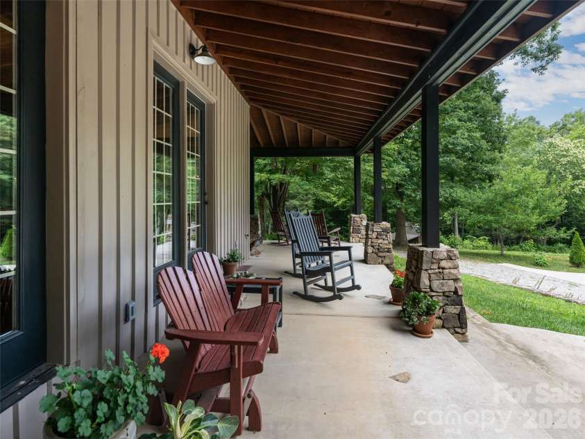103 Old Saluda Drive, Saluda, NC 28773.  MLS# CAR4401820, YatesRealty ID 36989. 