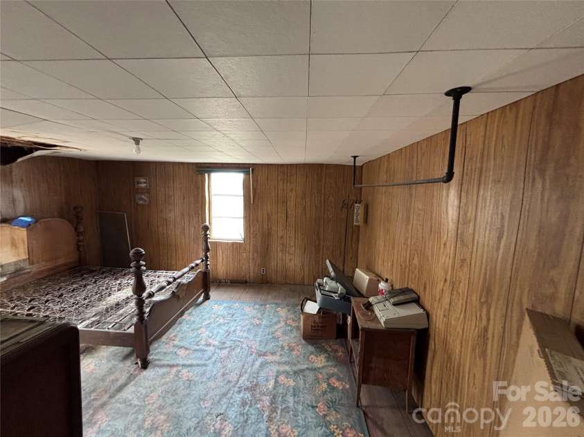 101 Knight Drive, Clyde, NC 28721.  MLS# CAR4349407, YatesRealty ID 3699. 