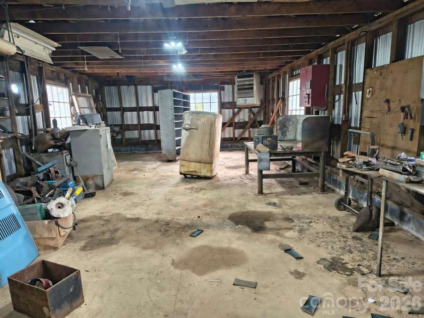 101 Knight Drive, Clyde, NC 28721.  MLS# CAR4349407, YatesRealty ID 3699. 
